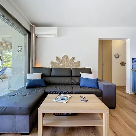 Le Golfe Vermeil-2 By Interhome * Le Grau-du-Roi